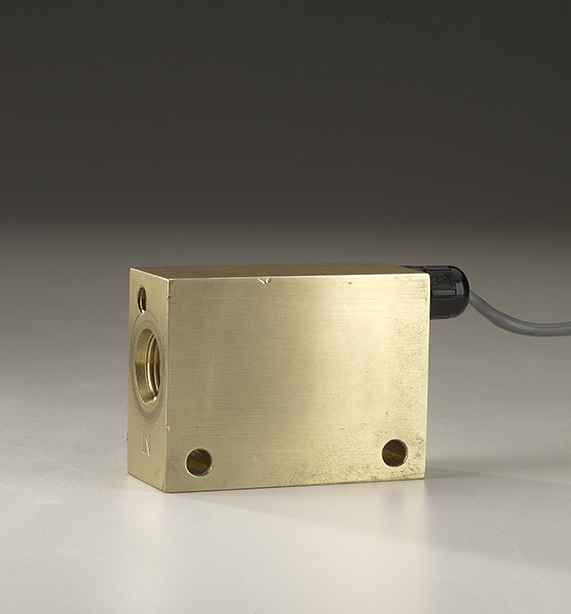 Compressed Natural Gas (CNG) EFV and LCA Application